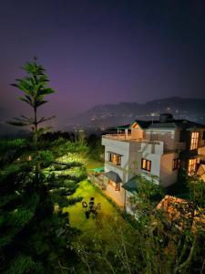 Alinda House Naukuchiatal by THE GHAUR