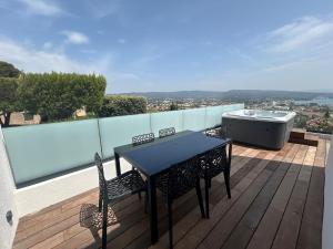 Villas Vue incroyable sur la baie de La ciotat : photos des chambres