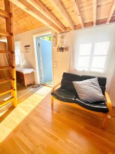 Cozy guest house in Lummelunda next to caves & sea