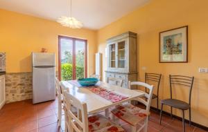 Gorgeous Home In S Maria In Tiberina