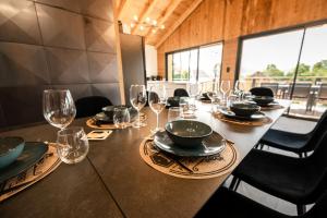 Chalets Chalet authentique - Au coeur des Quatre Lacs : photos des chambres