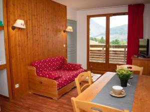 Chaleureux 2 pièces pour 4 personnes, balcon vue montagne, animaux admis. - FR-1-504-561
