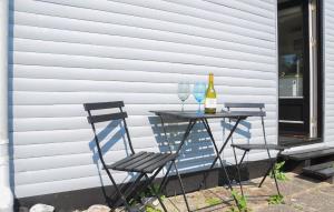 Awesome Home In Mesinge With Wifi