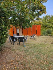 Maisons de vacances Calme et Confort sur les Hauteurs de Montauban : photos des chambres