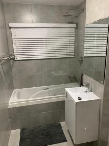 9 Aruba Ocean Drive Ballito with ocean views