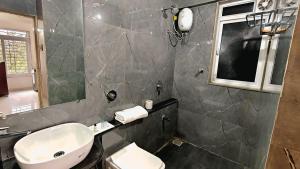 Lake Side Serviced Apartment by Maxxvalue