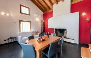 Lovely Home In Bagolino With Kitchen