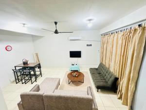 Macagawa Homestay