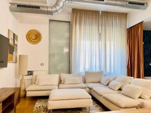INTOMILAN I Design Apartment in the Heart of Milan