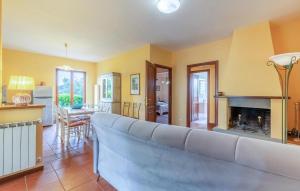 Gorgeous Home In S Maria In Tiberina