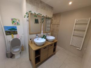 Villas Beautiful Provencal villa : photos des chambres