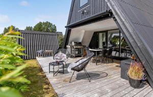 Stunning Home In Farsø With Wifi