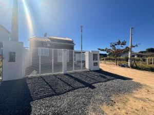 Casa com piscina A 250 METROS DA PRAIA de Canto Grande BOMBINHAS