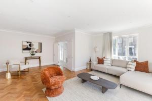 Luxury 4 Bedroom House Near Hyde Park