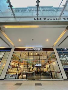 101 Newport Blvd - SkyBison Aerie Condo Across NAIA T3