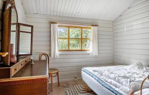 Gorgeous Home In Hadsund With Wifi