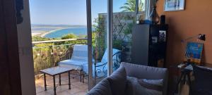 Vue mer et sur les iles dor dHyères