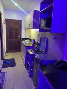 West suits kisauni road