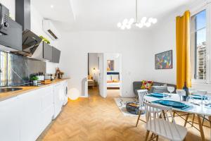 2 Steps from Sea - Air conditioning - 2 Bedrooms - Kitchen - Wifi - Tramway