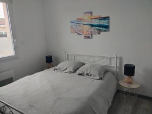 Maisons de vacances Maison neuve Hourtin , 3 chambres, proche commodites, cloturee, climatisation, terrasse : photos des chambres