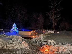 Charming modernt hus med braskamin nära Järvsö