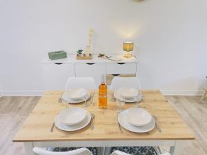 Cozy Terracotta - SNCF Station - Private Parking