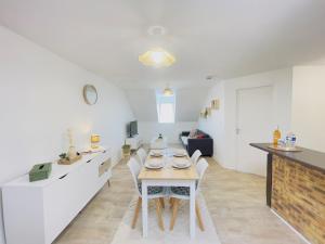 Appartements Cozy Terracotta - SNCF Station - Private Parking : photos des chambres
