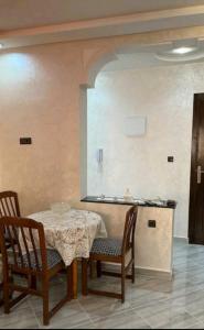 A well equipped cozy house in Center of Martil w fast Wifi