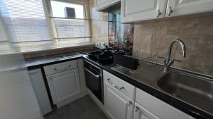 Large One bedroom flat with two beds Sleep 4 people
