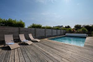 Maisons de vacances Villa avec piscine privee, sauna, jardin et parking : photos des chambres