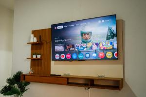 Casa Alegria piscina churrasqueira