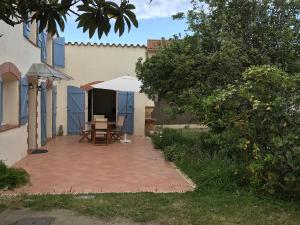 Maison avec Clim grand jardin entre plages et village