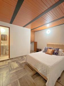 Apto a 4 cuadras del centro Histórico