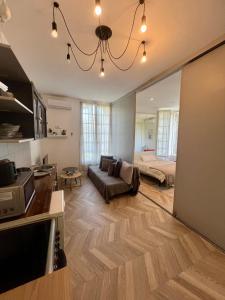 Lumineux appartement, jardin, vu sur mer