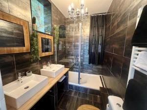 Appartements Lumineux appartement, jardin, vu sur mer : photos des chambres