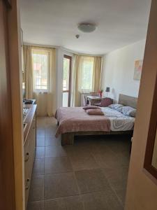 Cozy studio 125 in Villa Park