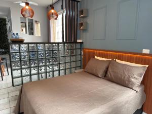 50m da PRAIA, VISTA Lateral para o MAR, Portaria 24hrs, Próximo do Shopping PRAIA-MAR, Em cima do Mercado Pão de Açucar