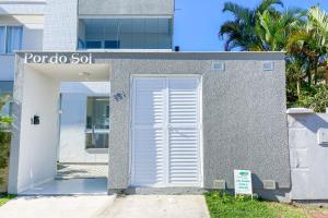 Lindo apto na Praia de Palmas - 0355