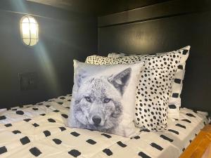 Fall Family Fun--2 Kings, Bunks, Slide, Game Room