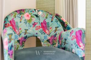 Wanderlust Experience Waves Lux Apartments