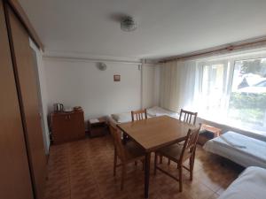 Domki i pokoje blisko morza