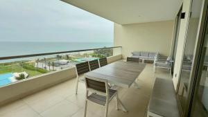 Departamento con acceso directo a la playa en Velamar