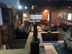 Maisons de vacances Loft geant au calme proche gare du Mans et 10 min circuit : photos des chambres