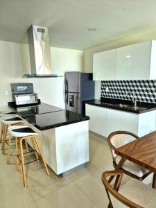 Torre Pórtico #1 de Lujo - Frente Playa y Malecón