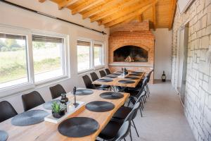 Modern Home with Spa & Jacuzzi near Korana River by Destination GREEN Croatia