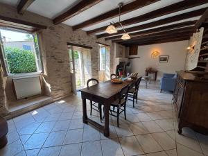 Maisons de vacances Le Prieure Saint Pierre, gites et chambres d-hotes dans un parc classe : photos des chambres