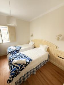 Casa das Ancoras Historic Beach Guesthouse in Buarcos Portugal