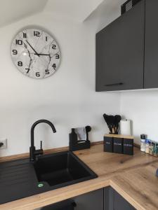 Familienfreundliche DGW in ruhiger Lage für 4 Personen - Waschtrockner, Arbeitsplatz, Balkon und Gartennutzung