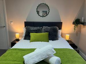 Stylish 2BR Stay- Preston City