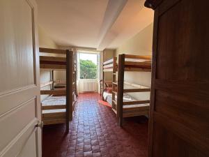 Maisons de vacances Le Prieure Saint Pierre, gites et chambres d-hotes dans un parc classe : photos des chambres